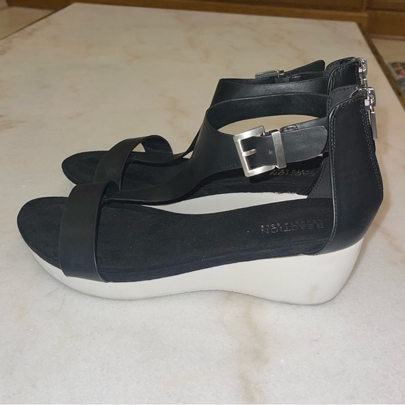 Kenneth Cole Reaction leather wedge sandals🌸 - Picture 3 of 9